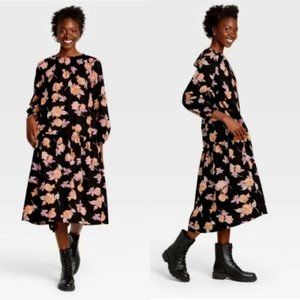 Who What Wear Dress (M) Black Floral Midi, Long Sleeve, with pockets